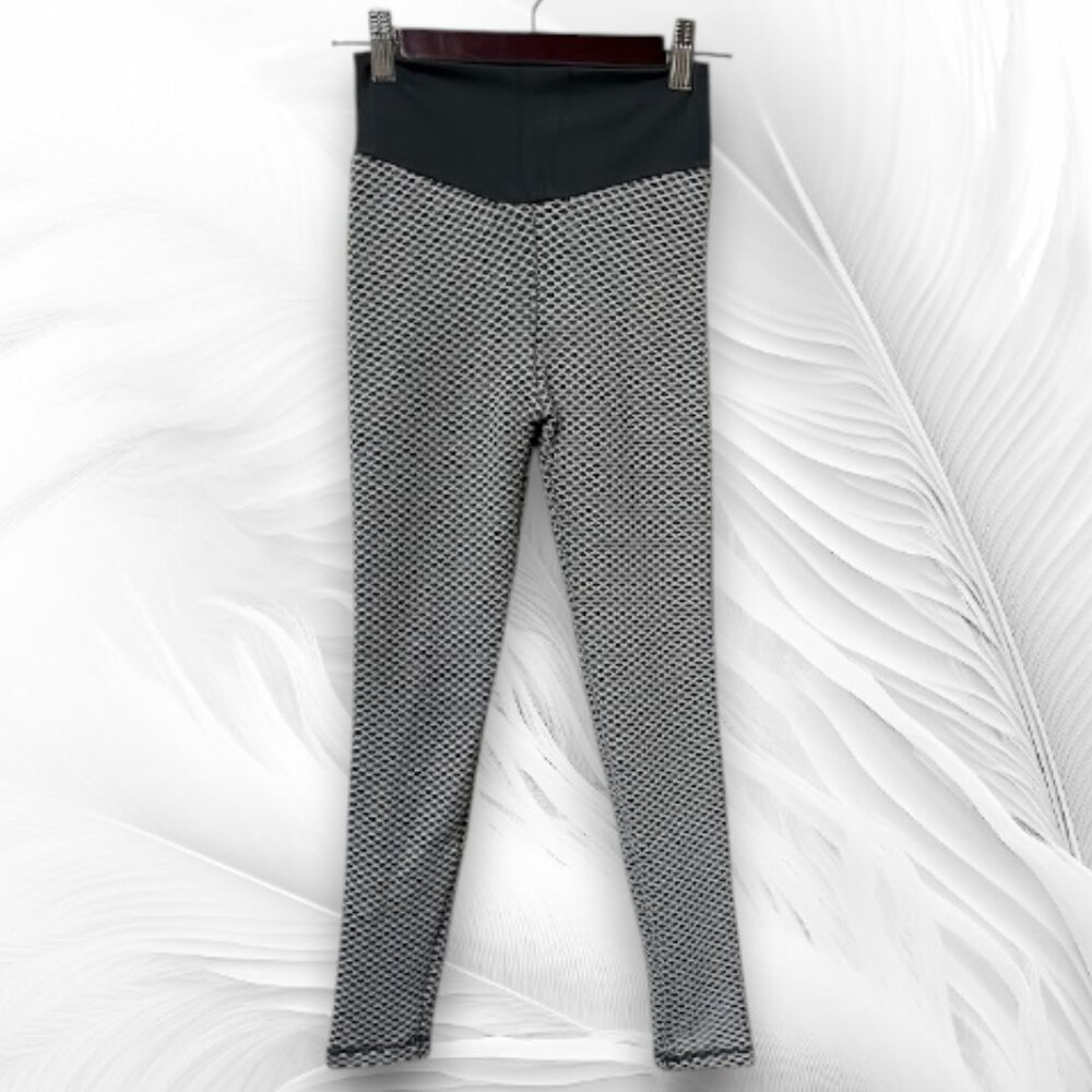Gray White Stretch Full Length Yoga Pants With Butt Lift Size: S
